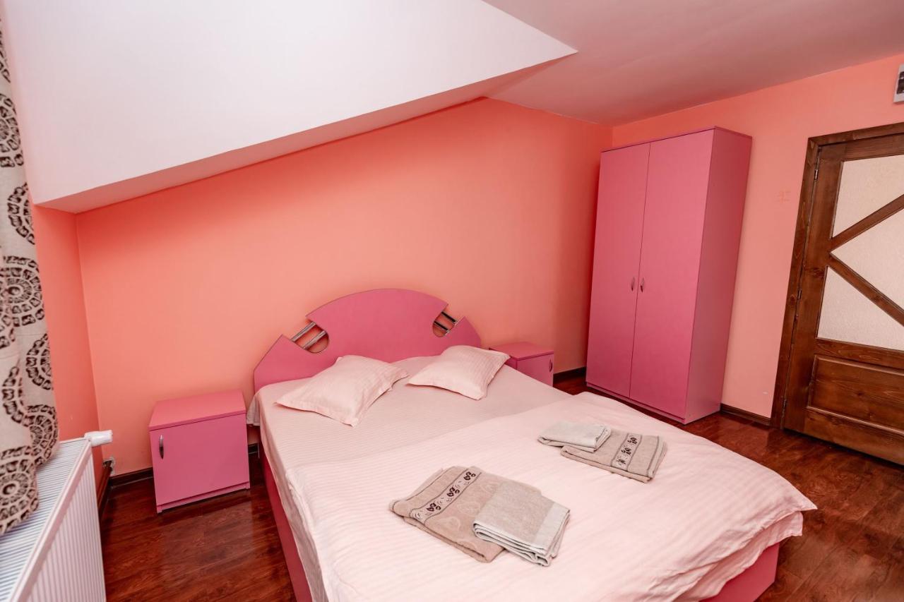 Complex Stefanesti Hotel Bozovici Eksteriør billede